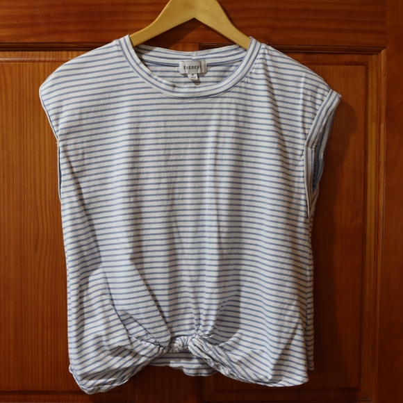 Evereve White and Blue Tie Front Muscle Tee Striped Preppy Nautical Medium - Picture 2 of 9
